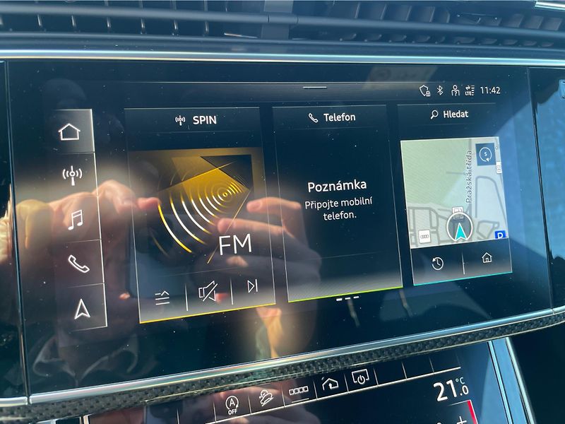 Audi SQ8 4.0 TFSI - fotka 17 z 25