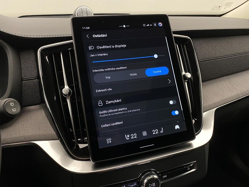 Volvo XC90 (2026) T8 AWD Plug-in BRIGHT ULTRA - fotka 55 z 75