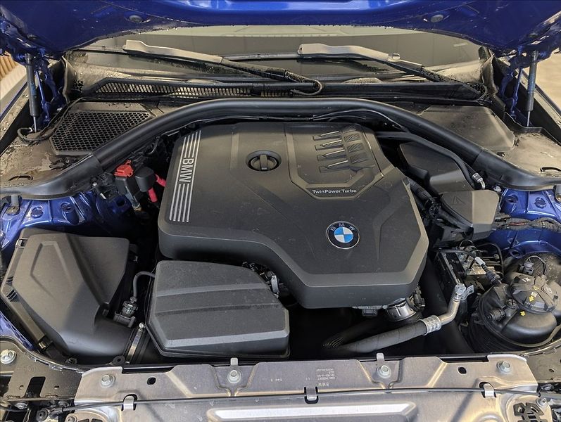 BMW Řada 3 320 i xDrive - fotka 31 z 31