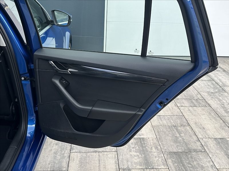 Škoda Octavia 2,0 TDI 150PS  Style M/T - fotka 21 z 54