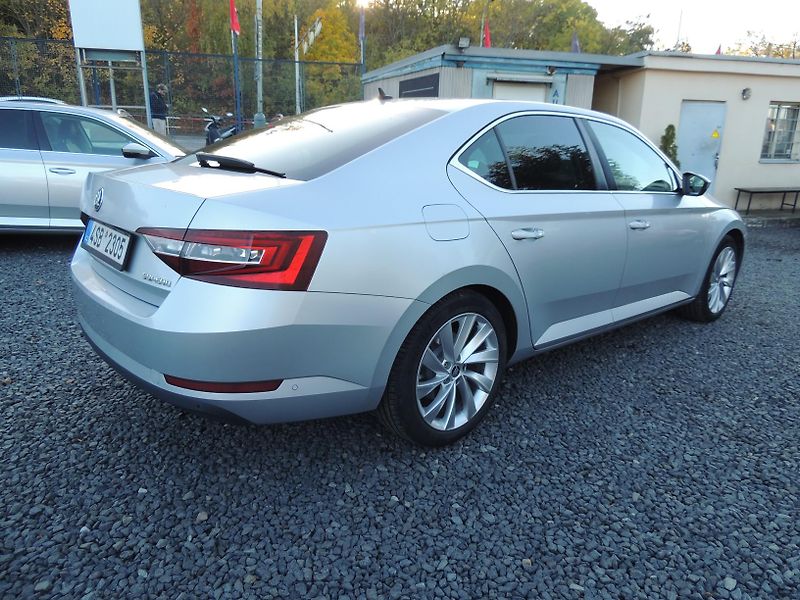 Škoda Superb (2017) 2.0TDi,140kw,L&K,ČR - fotka 5 z 66