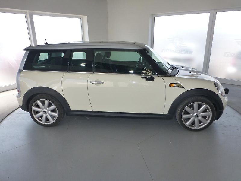 Mini Clubman (2008) 1,6i**XENONY***ALU KOLA**TAŽNÉ - fotka 4 z 18