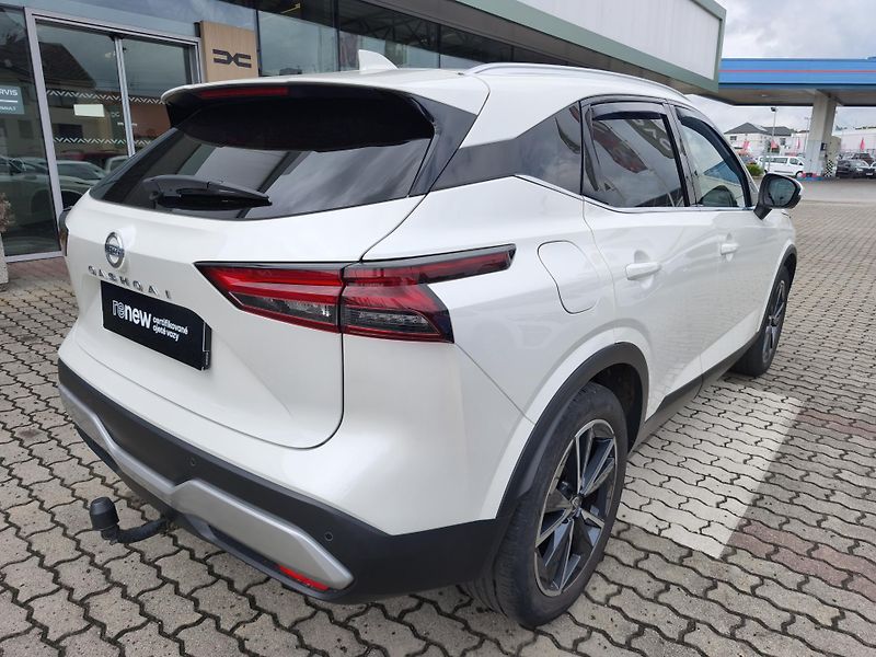 Nissan Qashqai 2021 ČR 1.3 DIG-T 116kW TEKNA+ - fotka 5 z 39