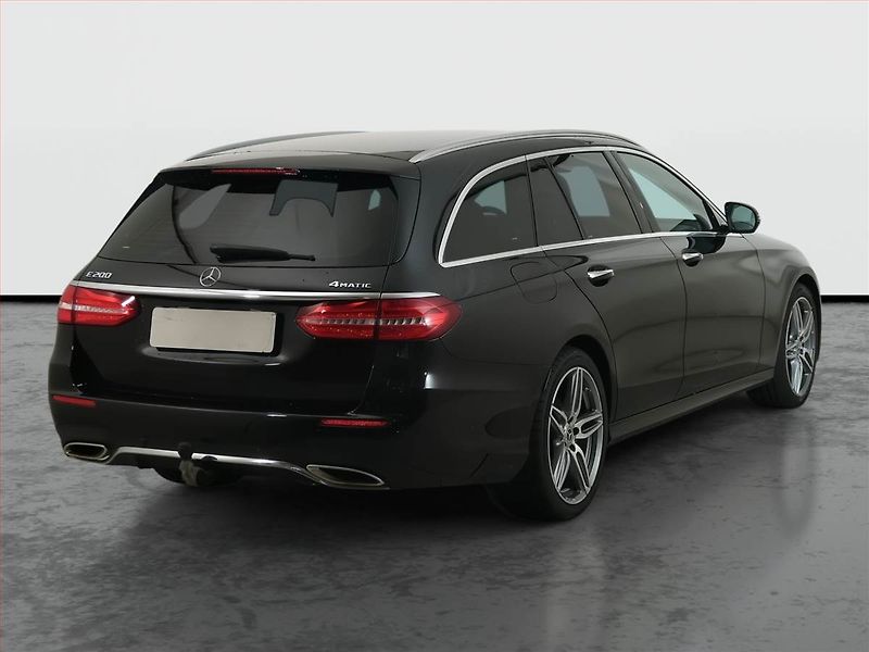 Mercedes-Benz Třídy E (2021) E 200 4MATIC - fotka 5 z 14