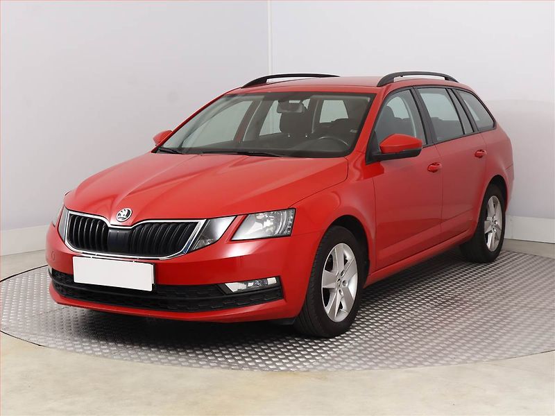 Škoda Octavia (2020) Ambition Plus 1.6 TDI, ČR - fotka 2 z 16
