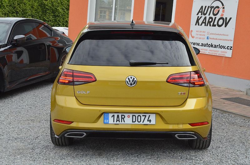 Volkswagen Golf (2017) 1.6 TDi 85kW DSG R-LINE HighL. - fotka 5 z 44