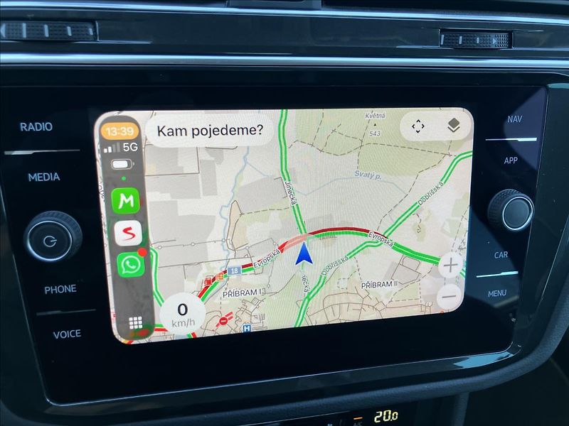 Volkswagen Tiguan 2,0 URBAN SPORT,4MOTION,TAŽNÉ - fotka 17 z 27