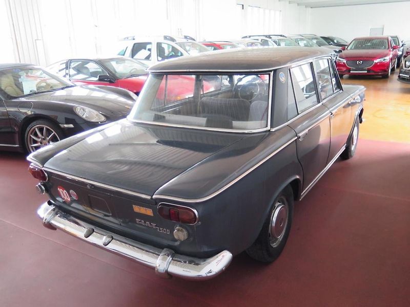 Fiat Ostatní (1963) 116 Berlina 1300 - fotka 4 z 21