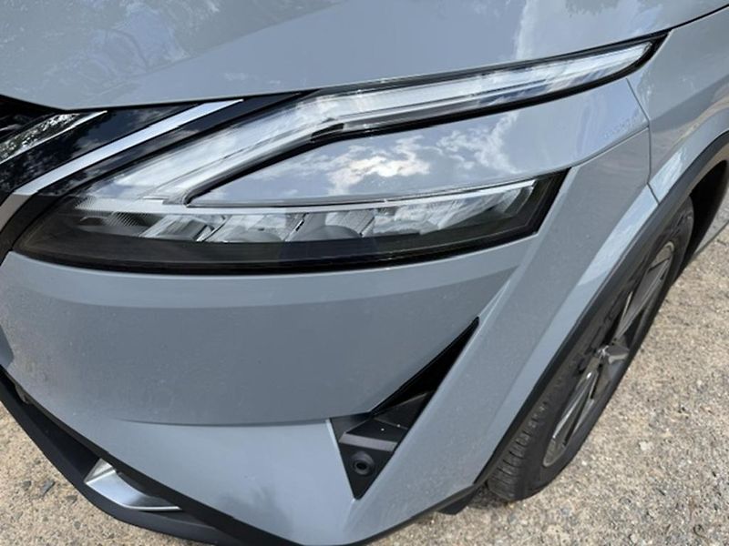 Nissan Qashqai 1.3 DIG-T 116kw Automat - fotka 9 z 43