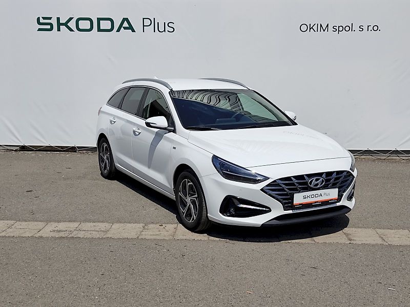 Hyundai i30 (2024) CW 1,5 T-GDI 117 kw - fotka 32 z 35