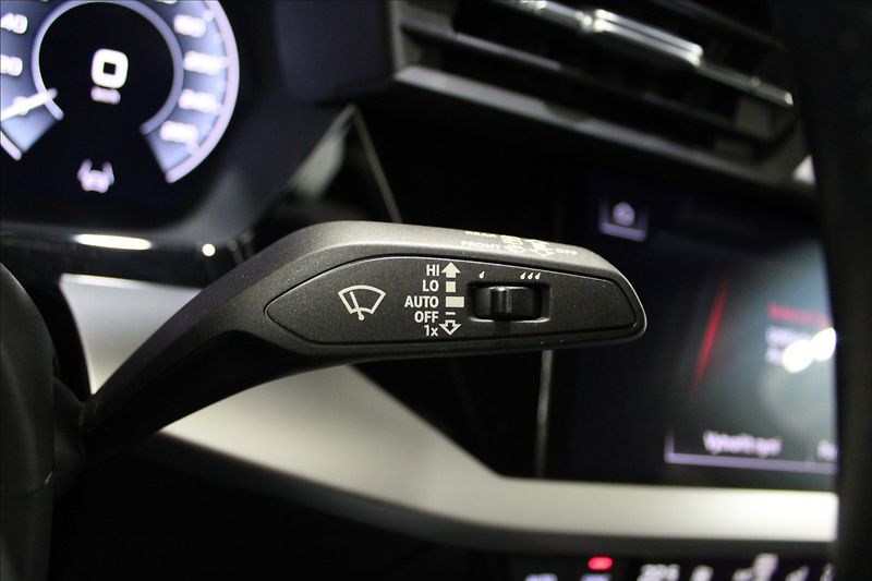 Audi A3 1,4 40 TFSI  e Sportback advan - fotka 17 z 33