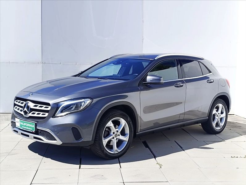Mercedes-Benz GLA 2,2 200d Kamera Navi Kůže LED - fotografie inzerátu