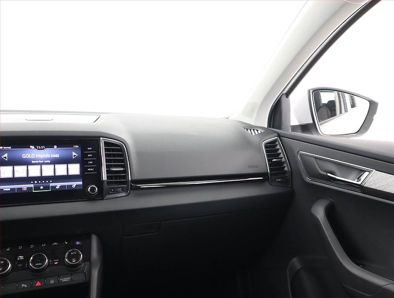Škoda Karoq (2023) Style 2.0 TDI - fotka 8 z 24