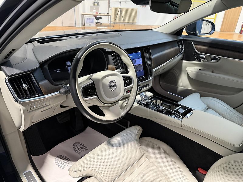 Volvo V90 T8 AWD Recharge Inscription Au - fotka 5 z 17