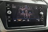 Volkswagen Touran (2017) 1.6 TDI, Navi, Tempomat - náhled 17
