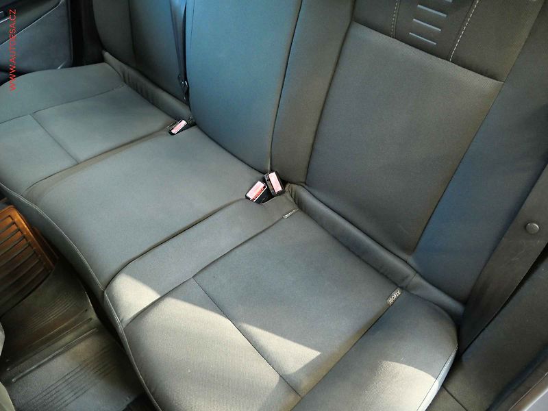 Renault Mégane (2009) 1.6i, AC, STK6/28 - fotka 10 z 17