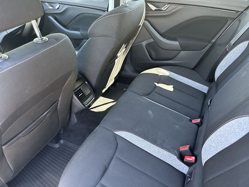 Škoda Scala (2025) 1.0 TSI Selection - fotka 9 z 30