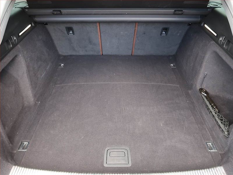 Audi A4 Allroad (2017) 2.0 TDI, 4X4, Automat, Kůže - fotka 14 z 19