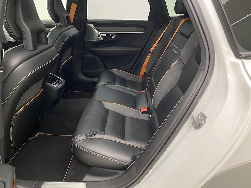 Volvo V90 CC T6 AWD OCEAN RACE AUT CZ - fotka 5 z 57