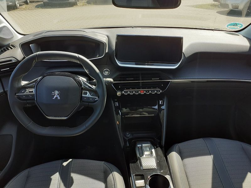 Peugeot 208 (2023) ELEKTRO 100Kw NAVIGACE - fotka 7 z 39