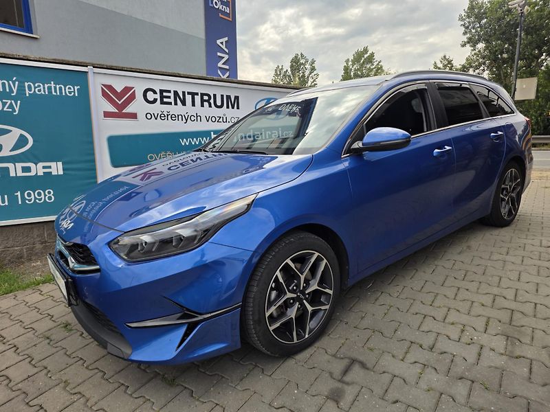 Kia Ceed 1.5-1.MAJ-NAVI-V ZÁRUCE-KAMERA - fotka 10 z 11