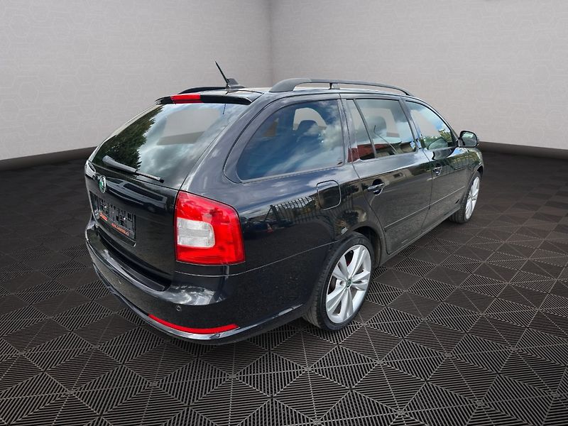 Škoda Octavia (2010) RS 2,0TFSI 147KW - fotka 7 z 32