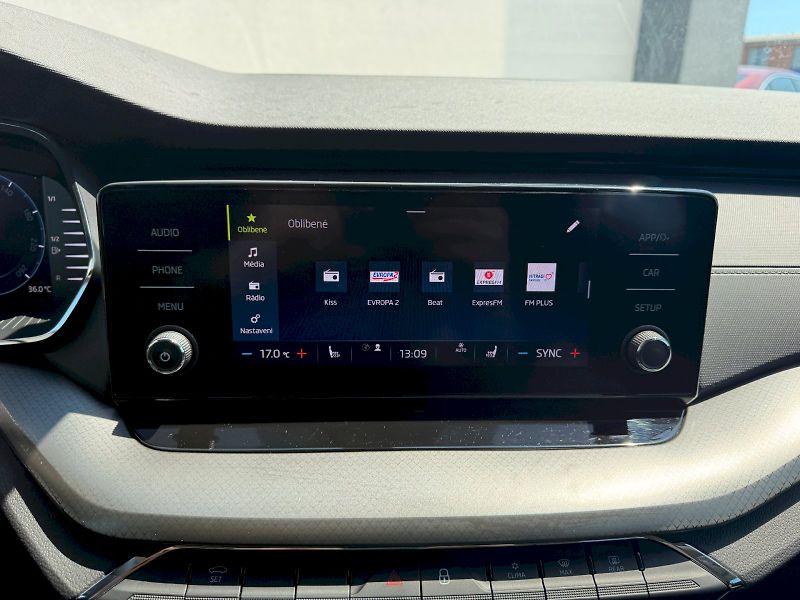 Škoda Octavia (2023) COM AMB TD 110/2.0 M6F - fotka 28 z 30