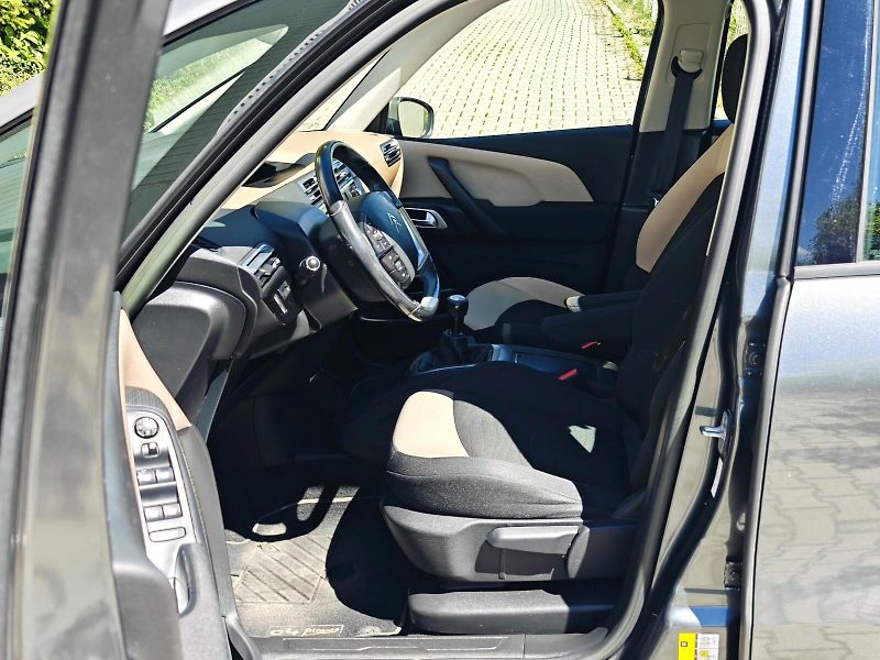 Citroën C4 Picasso (2014) 1,6 e-HDI 85 kW Intensive - fotka 11 z 48