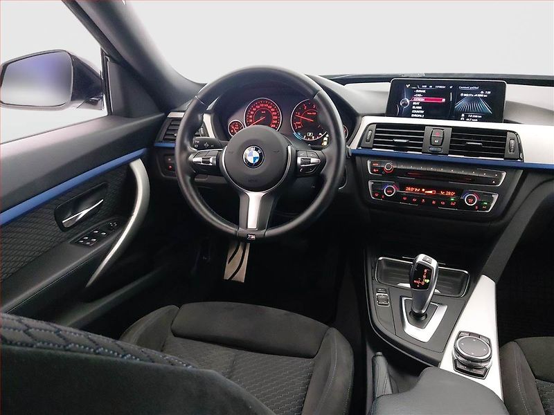 BMW Řada 3 (2015) 320d xDrive GT, 4X4, Automat - fotka 7 z 18