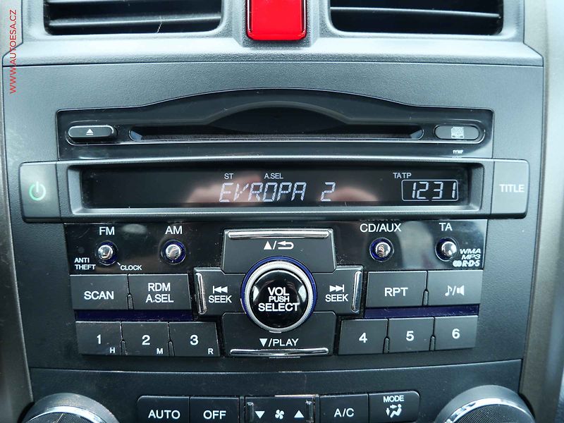 Honda CR-V (2012) 2.2 i-DTEC 4x4, ČR, Comfort - fotka 17 z 20