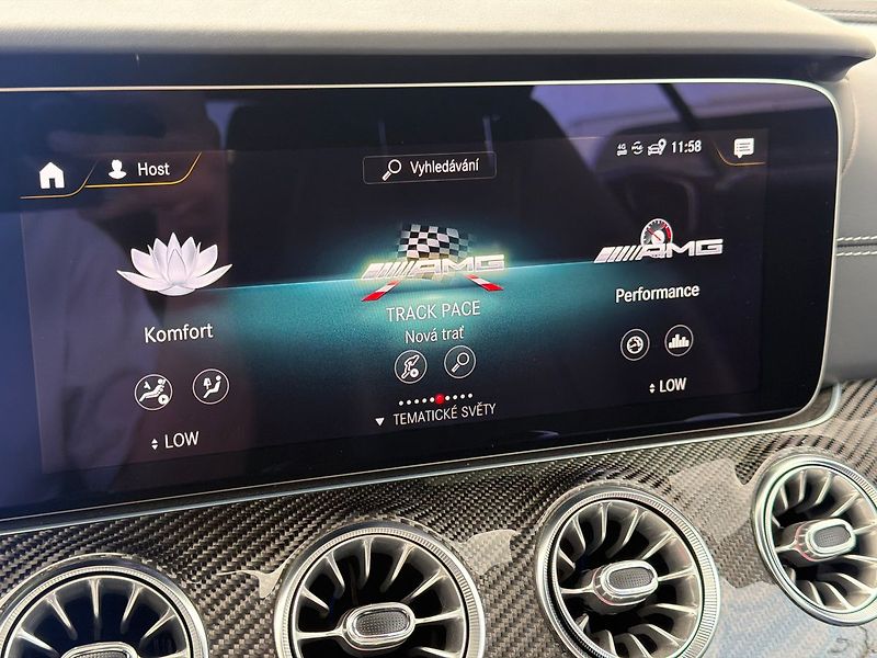 Mercedes-Benz Třídy E E 53 AMG Cabrio - fotka 37 z 44