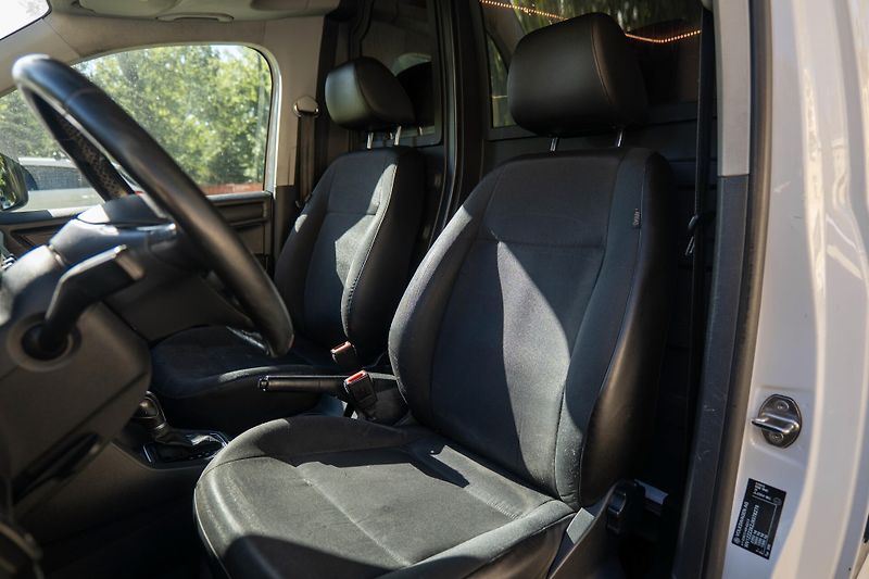 Volkswagen Caddy Maxi CNG DSG Tažné Klima Senzo - fotka 17 z 31