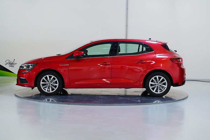 Renault Mégane - fotka 3 z 25