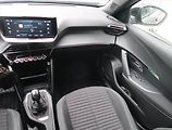 Peugeot 2008 (2024) 1.2 PureTech, ČR,1.maj - náhled 8