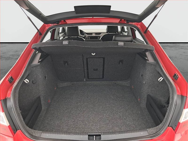 Škoda Octavia (2013) Elegance 2.0 TDI, Automat - fotka 14 z 20
