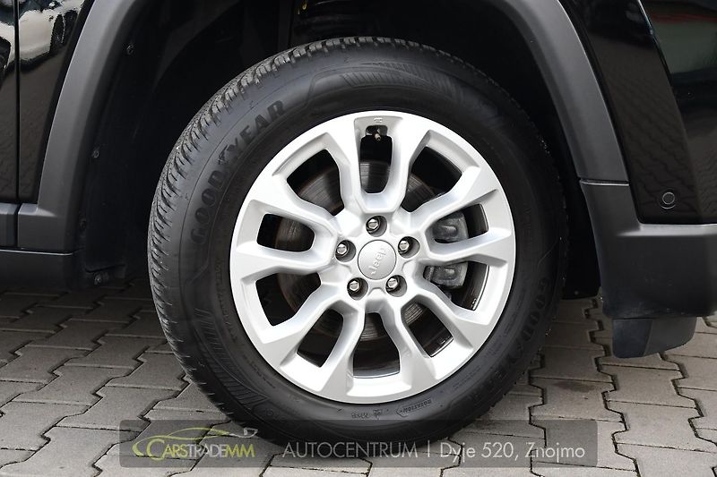 Jeep Compass 1.5l GSE T4 48V e-Hybrid - fotka 46 z 50