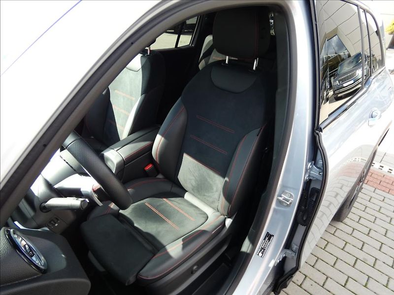 Mercedes-Benz GLB 2,0 200d 4M, 1.Maj, ČR. DPH - fotka 13 z 34