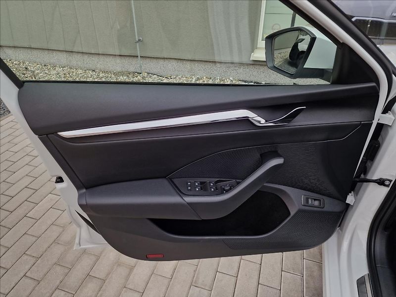 Škoda Octavia 2.0 TDI 110kw Style,ČR,1.Maj. - fotka 39 z 50