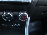 Renault Captur (2024) 1.0 TCe, LPG, ČR,1.maj - náhled 15