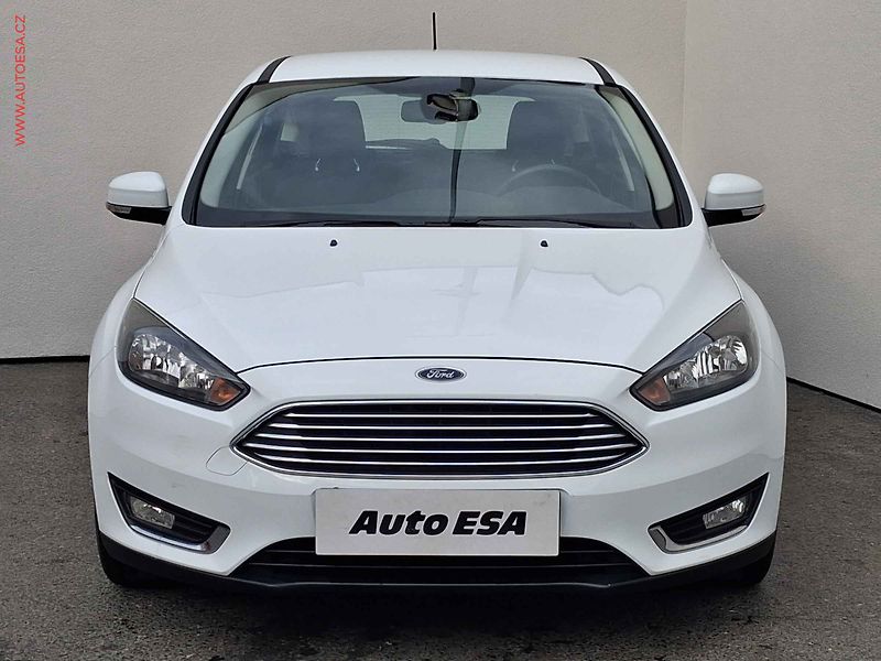 Ford Focus (2017) 1.5.EB, 1.maj,ČR, Titanium - fotka 2 z 18