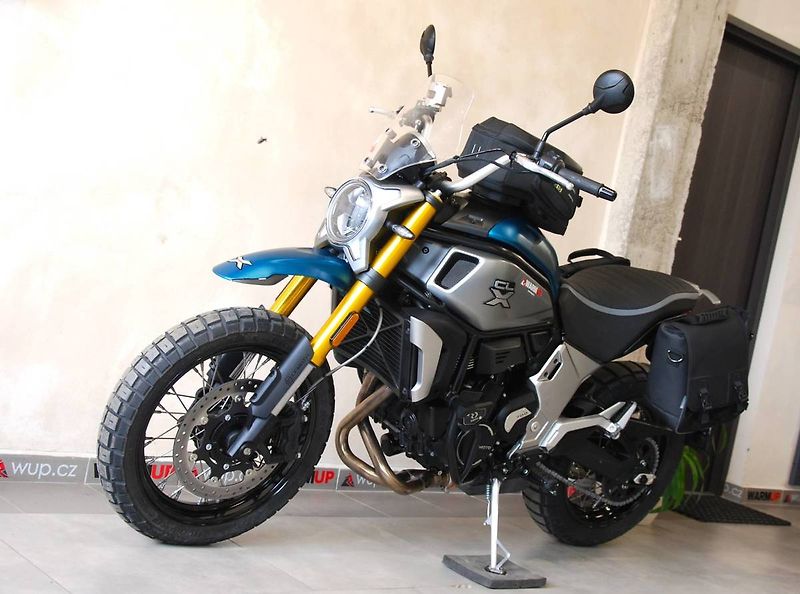 CFMOTO 700 CL-X Adventure (2024) 700CL-X Adventure - krásný sta - fotka 15 z 20