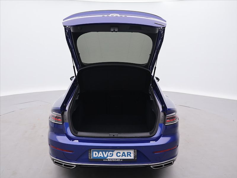 Volkswagen Arteon 2,0 TSI 206kW 4Motion DSG R-Li - fotka 9 z 32