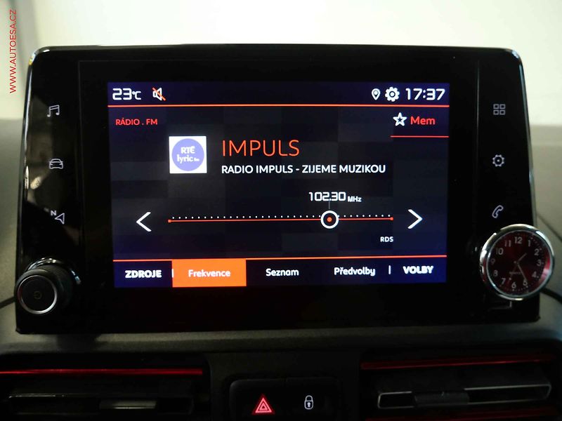 Citroën Berlingo (2019) 1.2T, 1.maj,ČR, Feel, AC - fotka 18 z 21