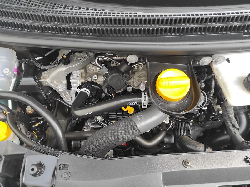 Renault Grand Scénic 1.3 TCe 117 KW, ČR - fotka 31 z 34