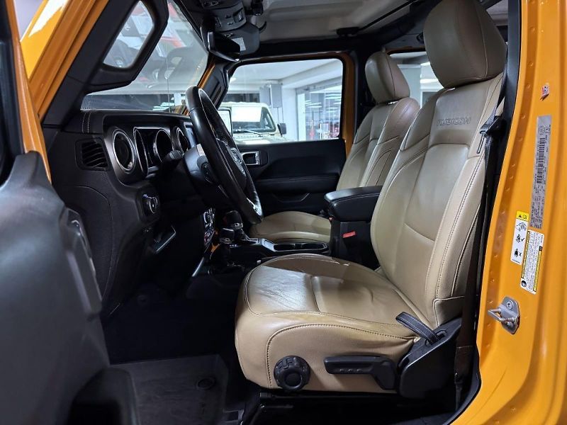 Jeep Wrangler (2018) Unlimited 3,6 V6 4x4 284k AT8 - fotka 11 z 26