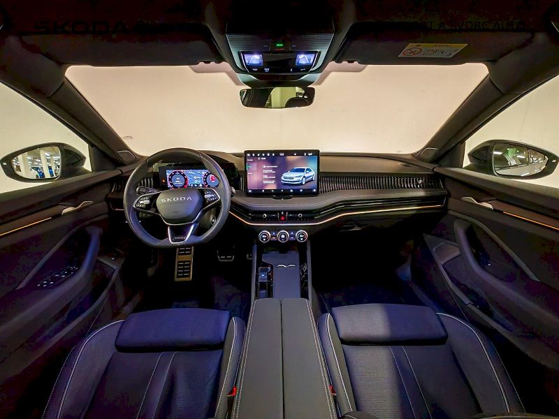 Škoda Superb (2025) 2.0 TSI 195 kW DSG 4x4 Sportli - fotka 5 z 34