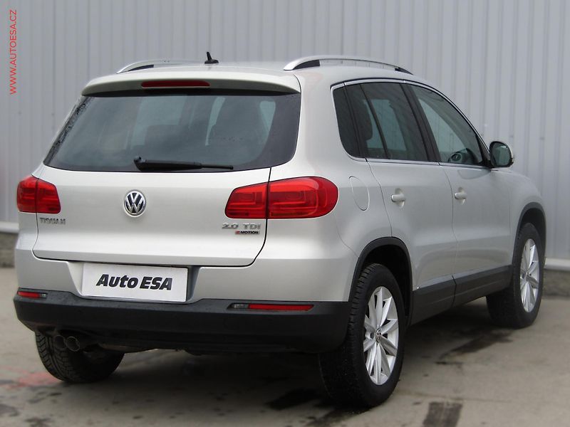 Volkswagen Tiguan (2015) 2.0 TDi 4x4, ČR, Sport&Style - fotka 4 z 16