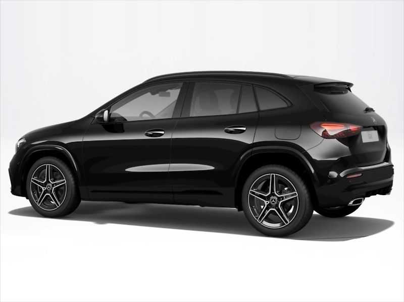 Mercedes-Benz GLA (2025) 1,3 200 AMG Style Edition - fotka 4 z 9