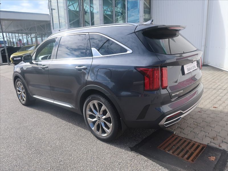 Kia Sorento 2,2 CRDi TOP 4x4 1.majitel CZ - fotka 4 z 4