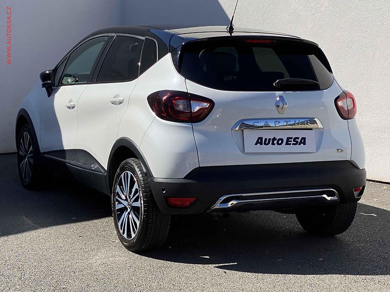 Renault Captur (2017) 1.2 TCe, Initiale Paris, LED - fotka 6 z 17